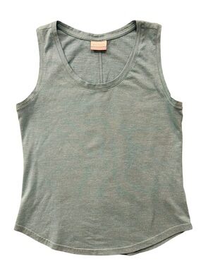 Columbia Sportswear Company Scoop-Neck Tank Top in Sage Green